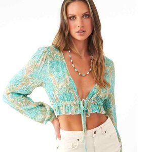 NWT O'NEILL Alena Tie Front Top, size Large